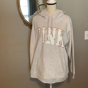 VS PINK Everyday Campus pullover hoodie.